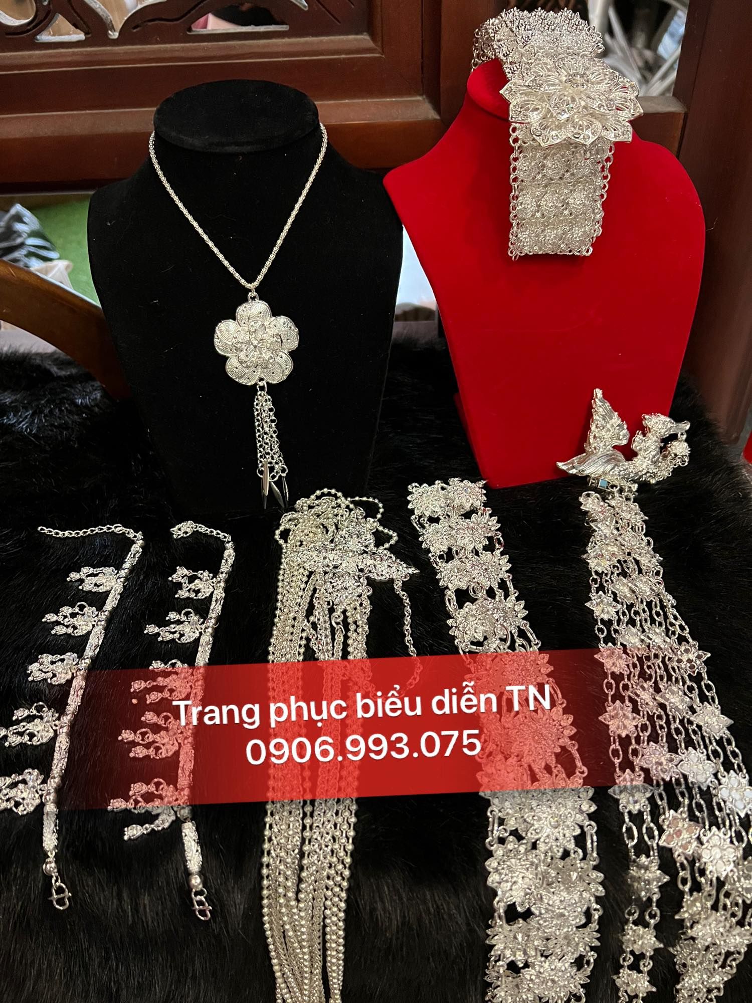 DC79 - Bộ Nịt, Dây Chéo Bạc Thái Lan/Khmer