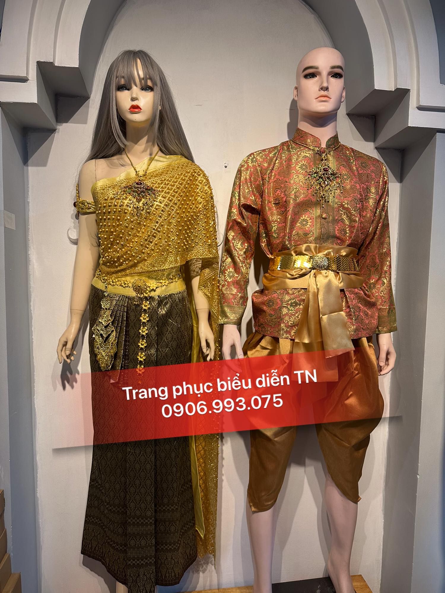 NN88 - Trang Phục Thái Lan Nam Nữ Vàng Đồng