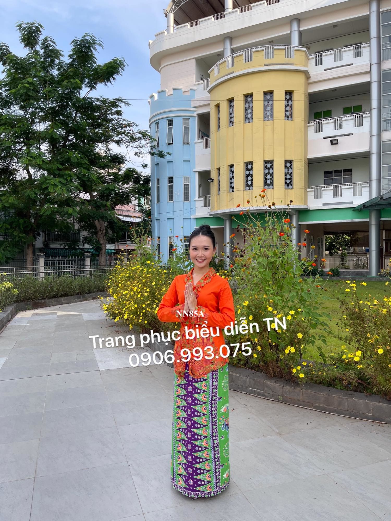 NN85 (A-B) - Trang Phục Singapore Nữ