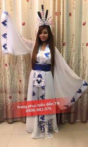 Trang phục Hằng Nga HT11