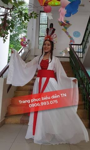 trang phục hằng nga 