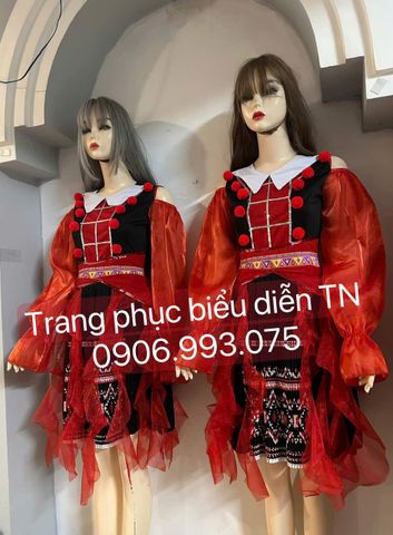  DT06 - Trang Phục Hmong Nữ 