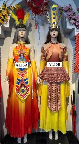  AL13 (A-B) - Trang Phục Âu Lạc Nữ 