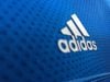 Áo thể thao adidas logo in nhựa nổi