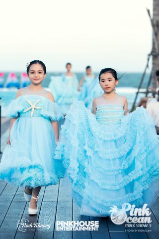  PINKOCEAN - Đầm Công Chúa Trễ Vai Sao Biển 50 (Xanh Ngọc) 