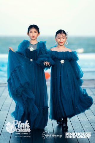  PINKOCEAN - Đầm Công Chúa Vai Phồng 67 (Xanh Thẫm) 