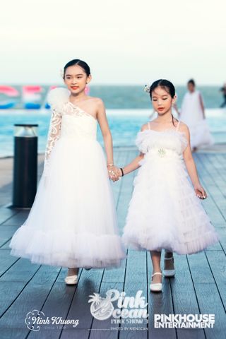  PINKOCEAN - Đầm Công Chúa Dây 42 (Trắng) 