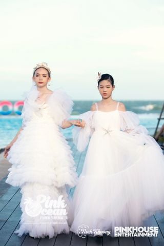  PINKOCEAN - Đầm Công Chúa Tầng Phối Tay Voan (Trắng) 47 