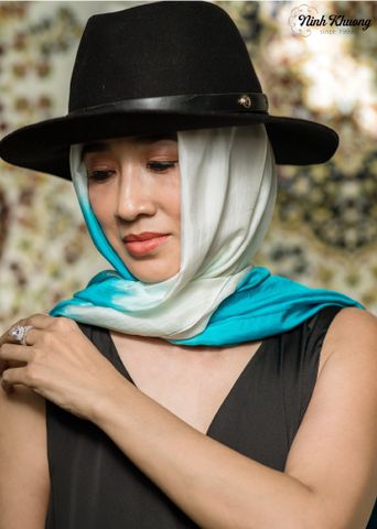  Khăn choàng lụa tơ tằm 