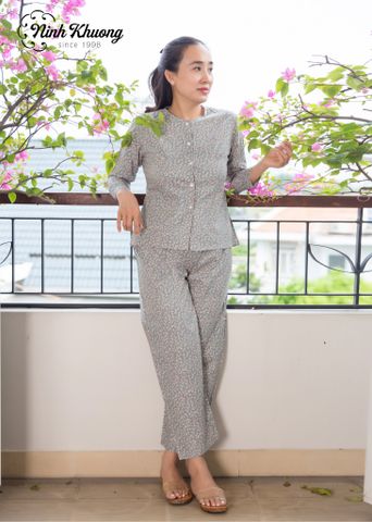  Bà ba người lớn bông cam 