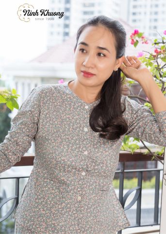  Bà ba người lớn bông cam 