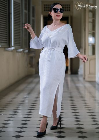  V-neck dress with thin tie straps 