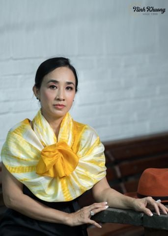  Khăn choàng lụa tơ tằm 