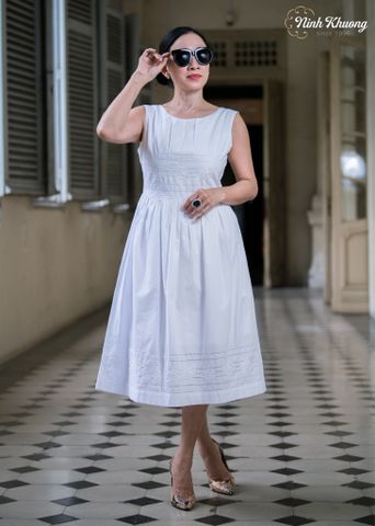  Đầm rua xếp ly cổ người lớn 