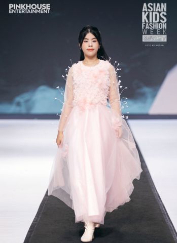  Long feather party dress - La Vie En Rose 