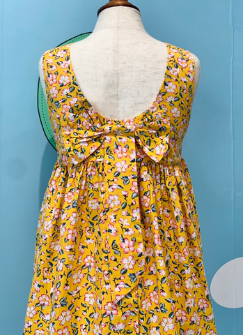  Đầm smock khoét lưng nơ sau 