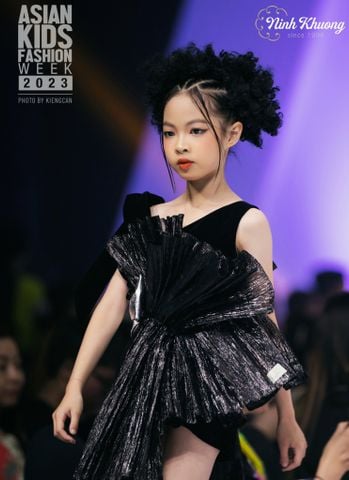  Đầm 2 dây nơ eo (đen) - 4Y(57-51-65) | BST Mirror 