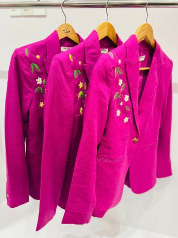  Áo vest nữ Linen hoạ tiết Thêu tay 