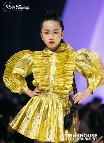  Set kiểu bé gái (Vàng ánh kim) - 10Y(71-61-78) | BST Mirror 