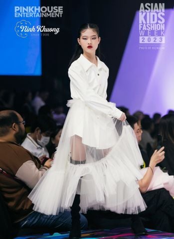  Shirt Dress with Flared Skirt Style | Ninh Khương - AKFW 2023 