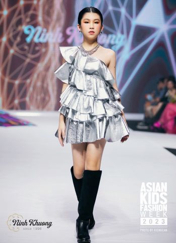  Đầm xếp ly chéo vai - 14Y(79-65-90) | BST Mirror 