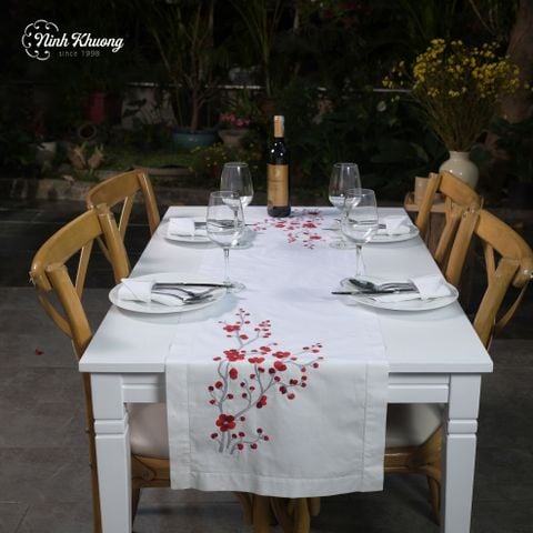  Long tray with red cherry blossom branches 