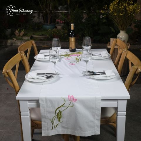  Long tray with pink lotus flowers 