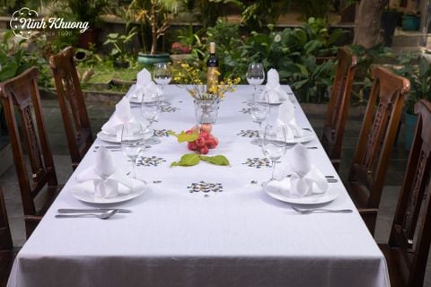  Table Cloth - 8K175x250 - Purple Pansy 