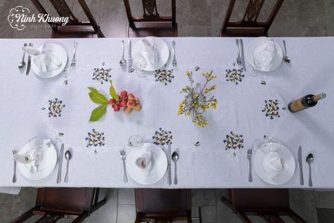  Table Cloth - 8K175x250 - Purple Pansy 