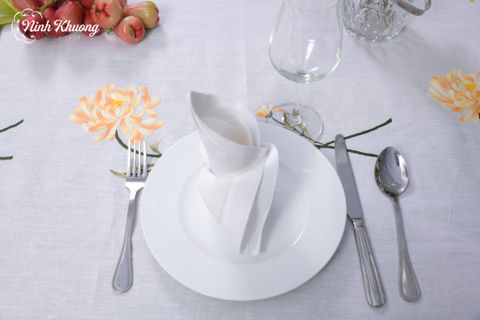  Table Cloth - 8K 175x250 - Yellow Daisy Flower 