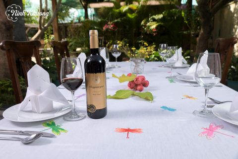  Table Cloth - 8K175x250 - Multicolored Metallic Dragonfly 