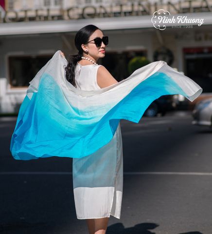  Khăn choàng lụa tơ tằm 