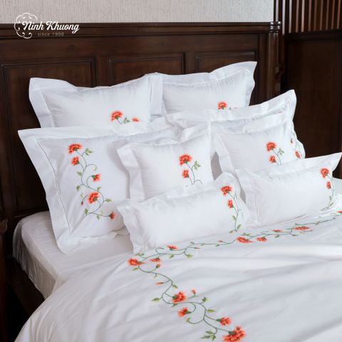  Double bed bedding set - French Horn Flower (duvet cover 220x240, fitted sheet 270x320, pillows 50x70, 60x60, 45x45, 25x50/pair) - wrapped in CIP fabric 