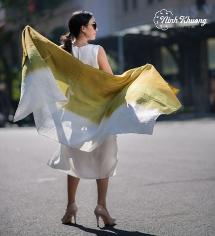  Khăn choàng lụa tơ tằm 