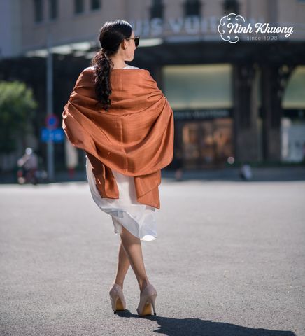  Khăn choàng lụa tơ tằm 