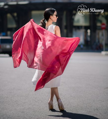  Khăn choàng lụa tơ tằm 