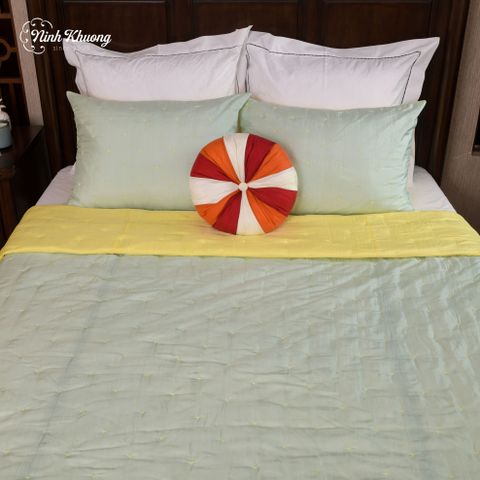  Mền lụa 220x240 + 2 gối 50x70 