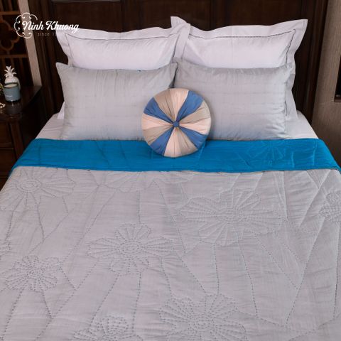 Mền lụa 220x240 + 2 gối 50x70 