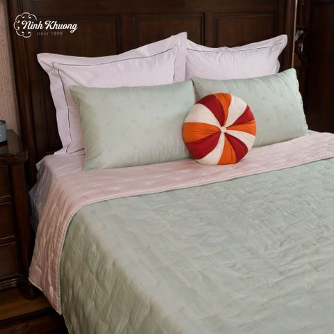  Mền lụa 220x240 + 2 gối 50x70 