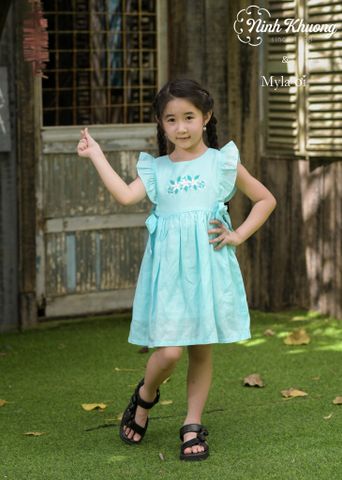  Đầm cánh tiên ren 