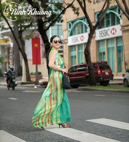  Đầm lụa tơ tằm 