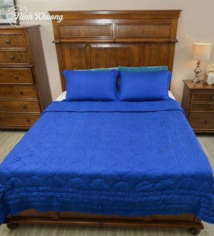  220*240 cm blanket (100% handwoven silk) - one side velvet, one side silk 