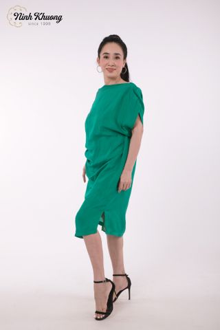  Silk dress with two-layer chiffon hem 