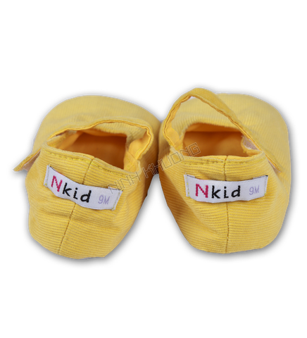  Giày nhung sơ sinh 