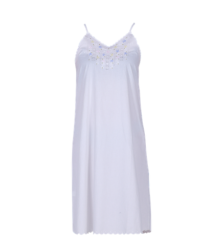  Sleeveless lace nightgown 