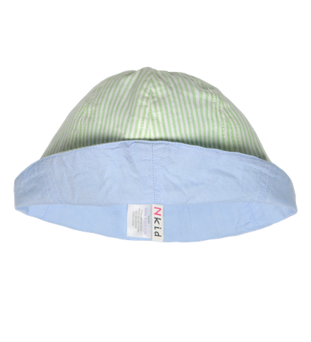  Six-panel cap 