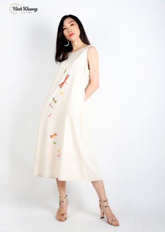  Freesize dress in white N90, size M12, brand Ch.H, embroidered with dragonflies and butterflies (040620) 