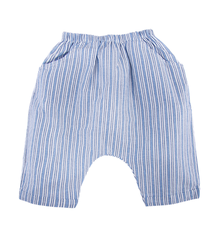  Pants with integrated flip-flop bottoms and slanted pockets 