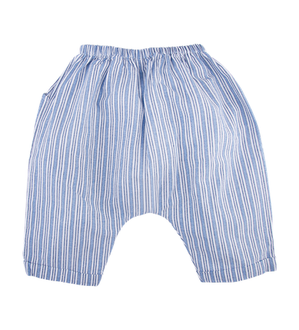  Pants with integrated flip-flop bottoms and slanted pockets 