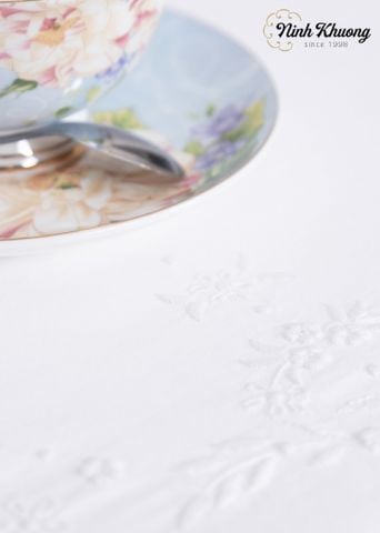  Khăn bàn tròn 8k - 180cm-Cip mai vòng trắng 